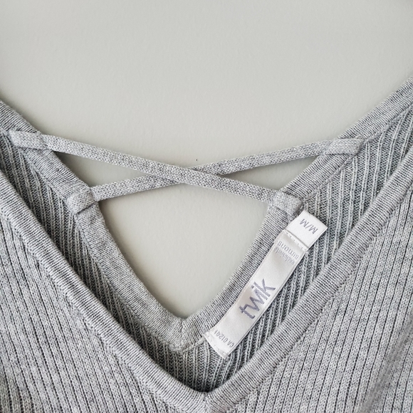 TWIK | Ribbed V-neck Sweater - Picture 3 of 3